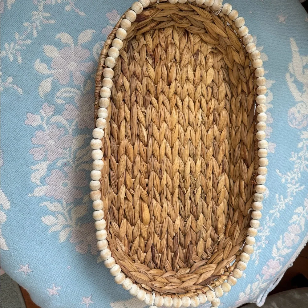 Handwoven Water Hyacinth Tray with Beaded Edge